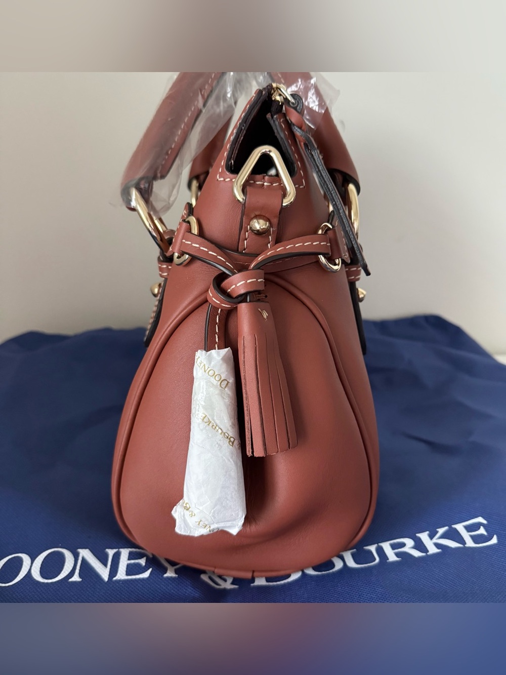 Dooney & Bourke Penrose Satchel 30 - Picture 4 of 9